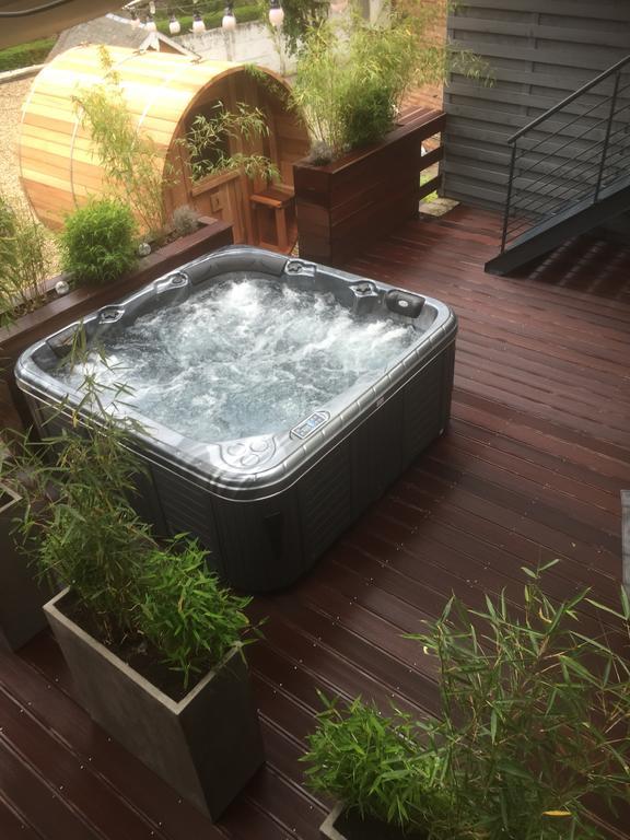 Suite 40 Jacuzzi & Sauna By Malmedreams マルメディ エクステリア 写真